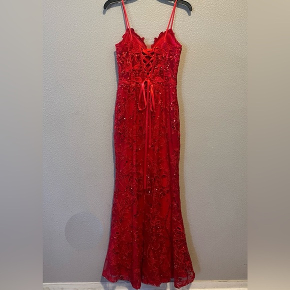 Red V Neck Sleeveless Glitter Corset Laced Back Slit Prom Dress Sequins- XSmall - Picture 2 of 7